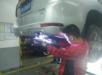 長城哈弗H9安裝臺(tái)灣龍卷風(fēng)渦流動(dòng)力節(jié)油升級(jí)系統(tǒng)收工!真正讓您實(shí)現(xiàn),2.0的車擁有2.4的動(dòng)力卻只用1.8的油耗! - 天澤汽車服務(wù)連鎖 - 美容裝飾服務(wù) - 風(fēng)行天下